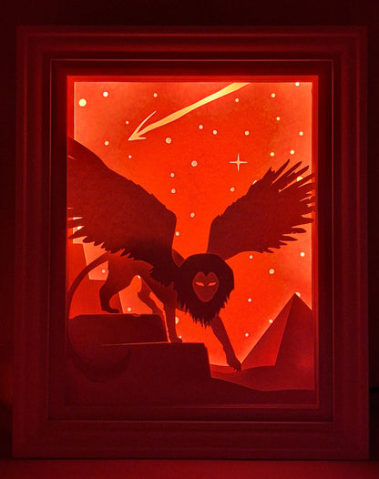 Paper Cut Mulitcolor LED Lampe - "Sphinx" 20x25