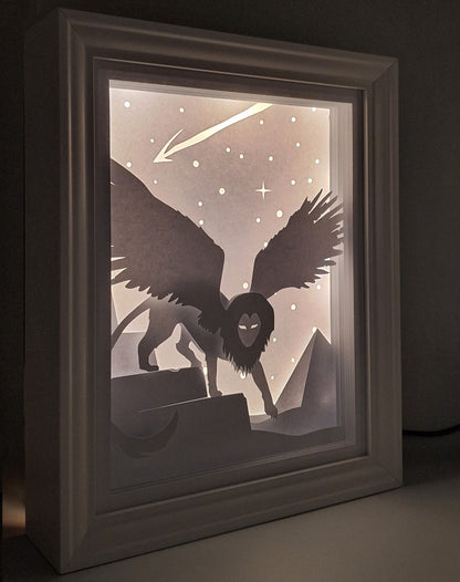 Paper Cut Mulitcolor LED Lampe - "Sphinx" 20x25