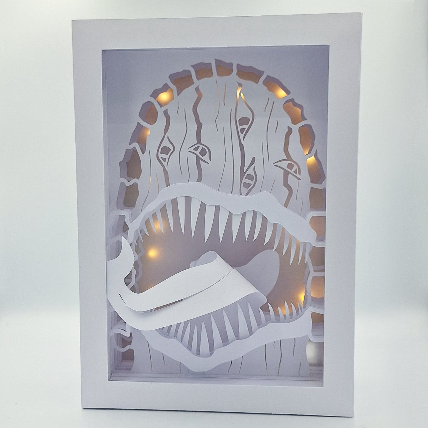 Paper Cut LED Lampe - "THE Door"